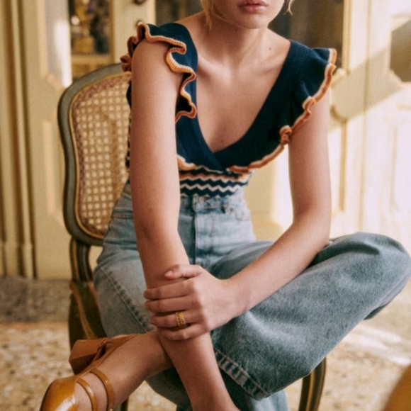 Sezane Erika Blue and Orange Ruffle Top NWT in L - Picture 3 of 3